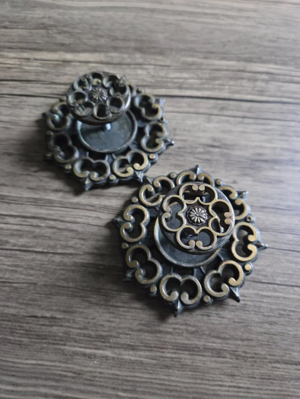 VTG Pair of Brass Finish Cabinet Knobs and Backplates
